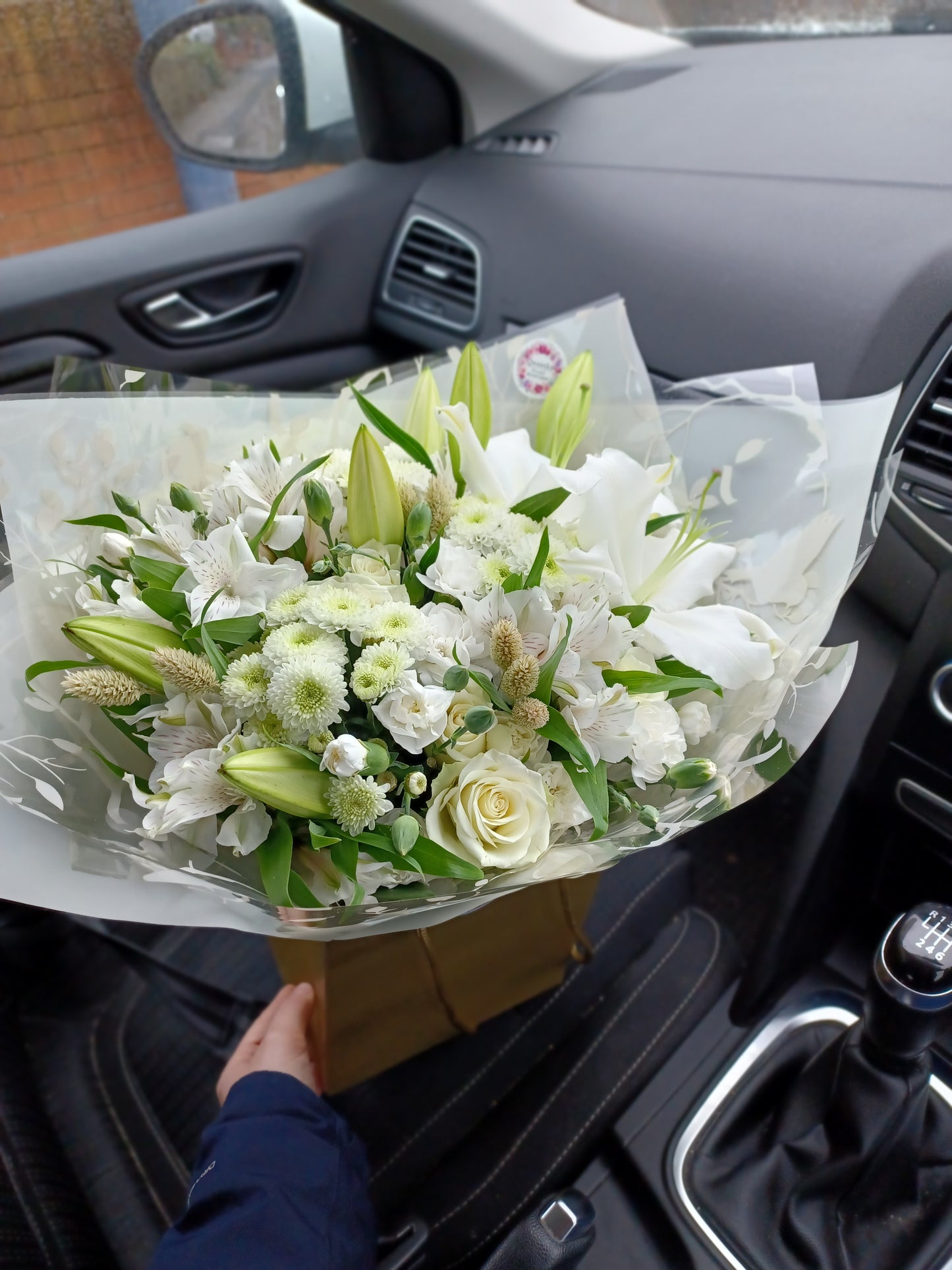 White Elegance Seasonal Flower Bouquet: Fresh Cut White, Cream & Green